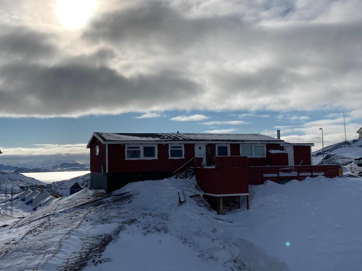 Isi4U Hostel Sisimiut Bagian luar foto