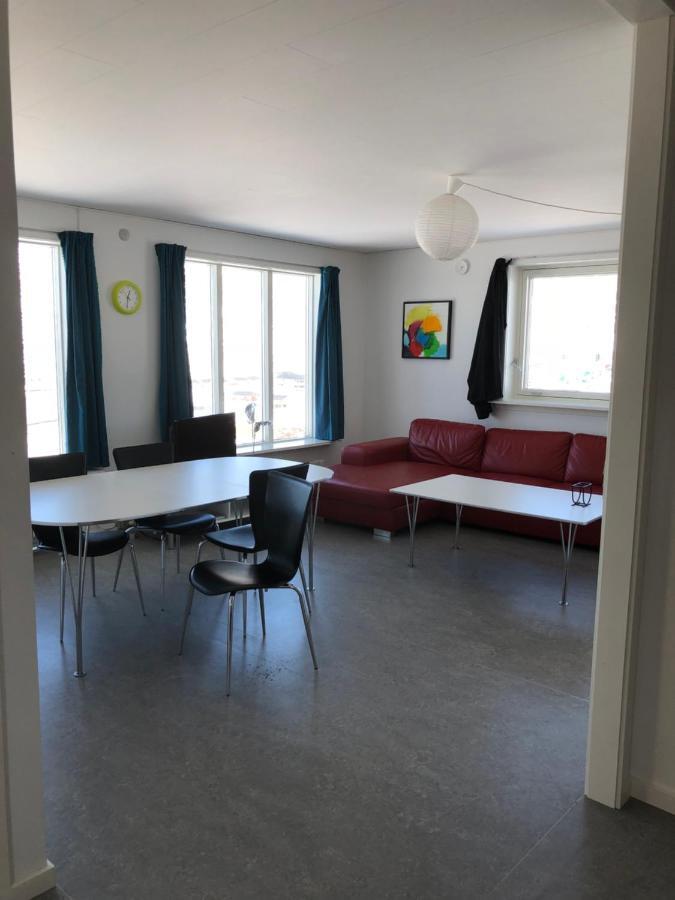 Isi4U Hostel Sisimiut Bagian luar foto